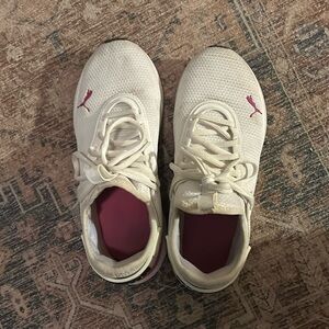 Puma Women's White and Pink Sneakers